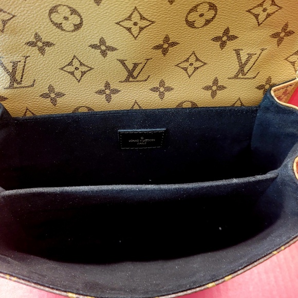 Louis Vuitton - Picture 3 of 3